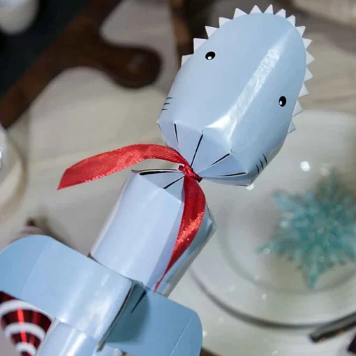 Shark Novelty Christmas Crackers (Pack Of 6) - 30Cm